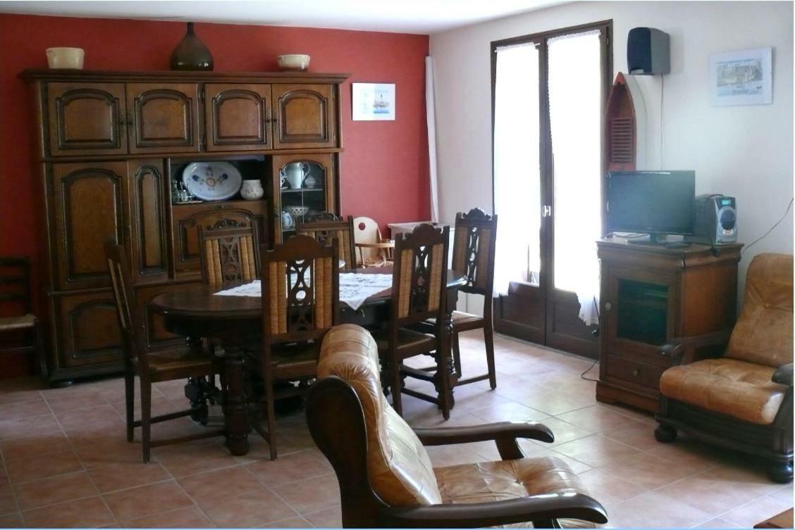 Maison Bord Du Lac Marcillac-la-Croisille Exteriér fotografie